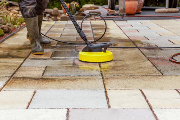 Best Machinery and Equipment Cleaning  in Country Clu, MO